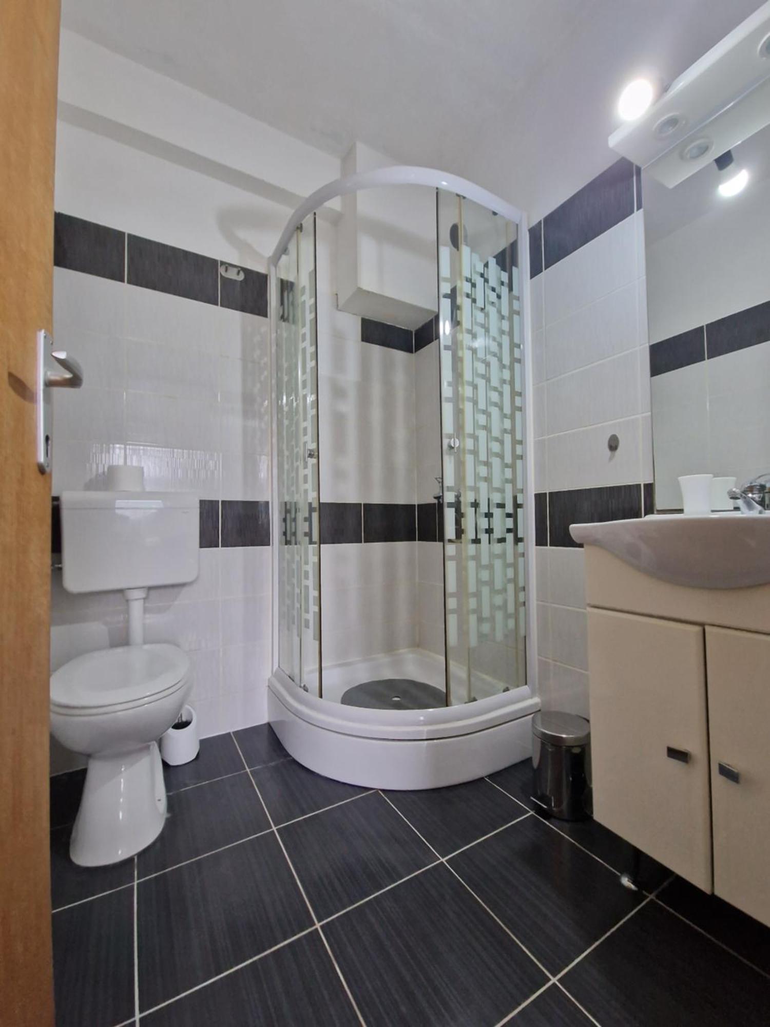 ספליט Ensuite Stay Rooms מראה חיצוני תמונה